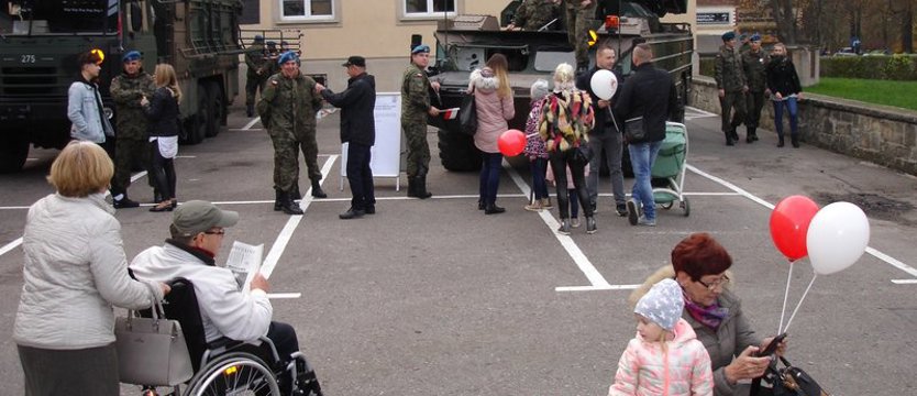 Wojskowy piknik dla mieszkańców i Niepodległej