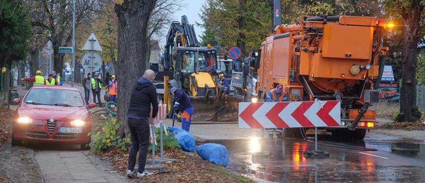 Batalionów Chłopskich i Granitowa wciąż nieprzejezdne