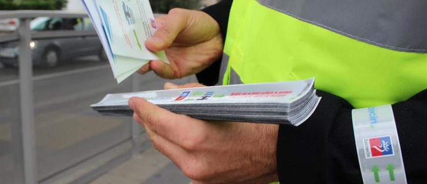 Policja apeluje do pieszych: Noście odblaski!