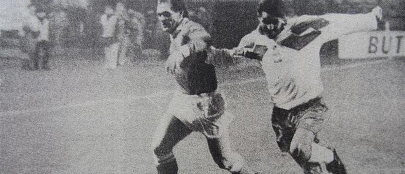 Piłka nożna. 10 gol Leśniaka, asysta Adamczuka