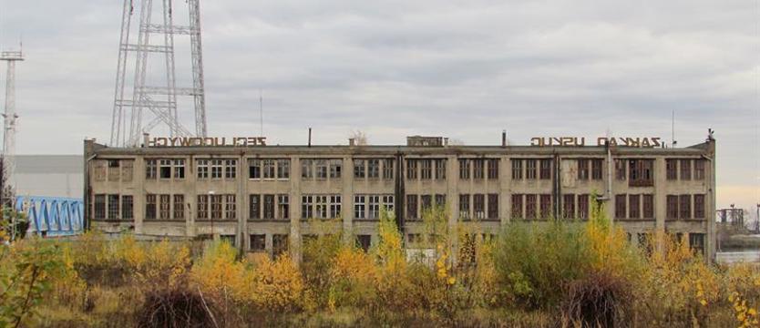 Aż dziesięciu chętnych do rozbiórki betonowca