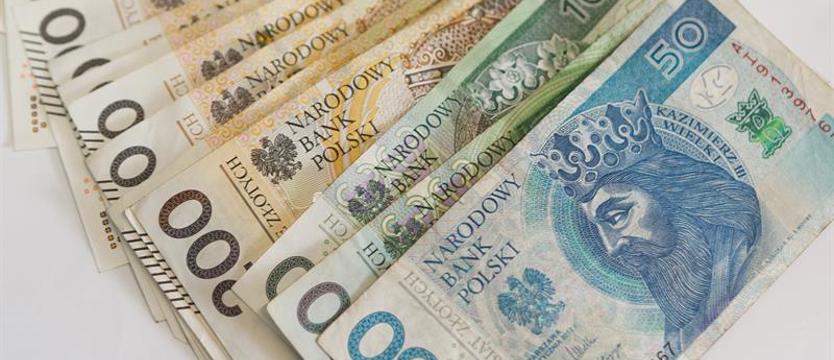 Myślała, że wyciąga wnuczka z aresztu. Straciła 16 tysięcy złotych
