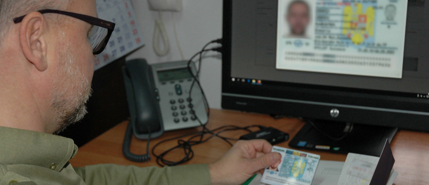 Paszport Ukrainy, dowód rumuński