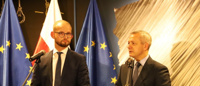 Pierwsze takie porozumienie: Ministerstwo Cyfryzacji i Facebook