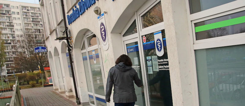 Chorzy odetchną z ulgą. NFZ cofnął wypowiedzenia