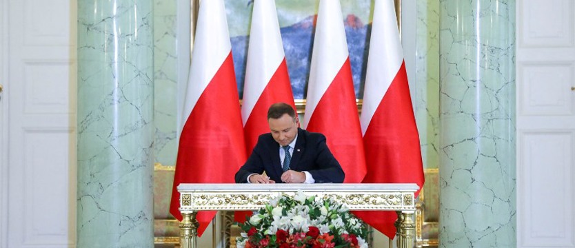 Prezydent podpisał tzw. ustawę o KNF