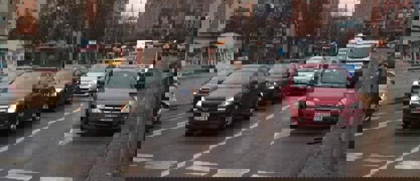 Kolizja na ul. Wyszyńskiego w Szczecinie. Uwaga na utrudnienia
