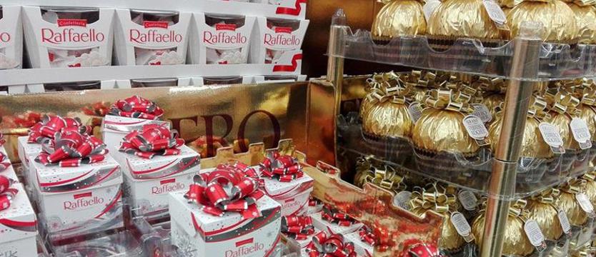Ekspert: Nie obdarowujmy dzieci słodyczami na święta