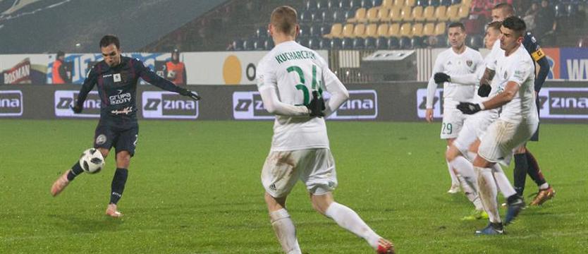 Piłka nożna. Podstawski piłkarzem rundy