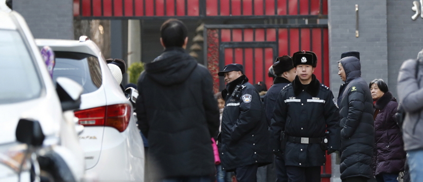 Chiny: 20 dzieci rannych w szkole po ataku mężczyzny z młotkiem