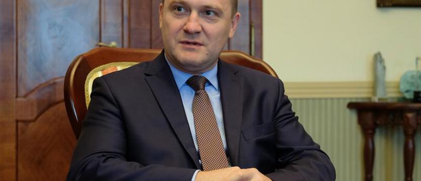 Krzystek poprowadzi lekcje. Kilkadziesiąt szkół bez nauczycieli