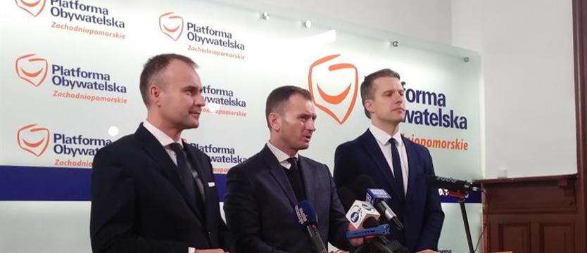PO o sytuacji finansowej Azotów. Zarząd Polic odpowiada...