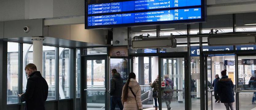 Na który peron wjedzie pociąg?