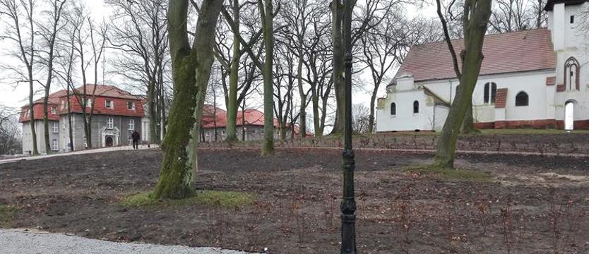 Burza wokół parku