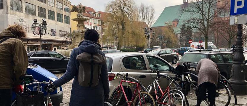 Okrągły stół dla pl. Orła Białego