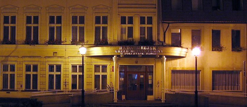 Szkoła uratowana – zdecydował jeden głos
