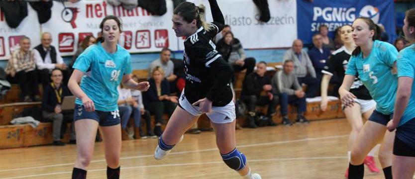 Piłka ręczna. Outsider z Kościerzyny rozgromiony