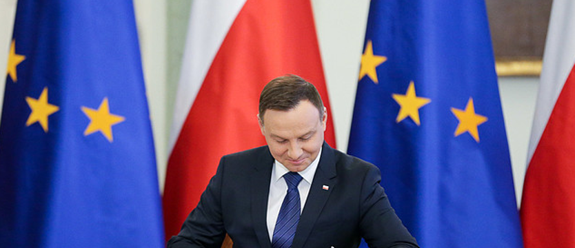 Prezydent podpisał nowelę ustawy dot. jawności wynagrodzeń w NBP