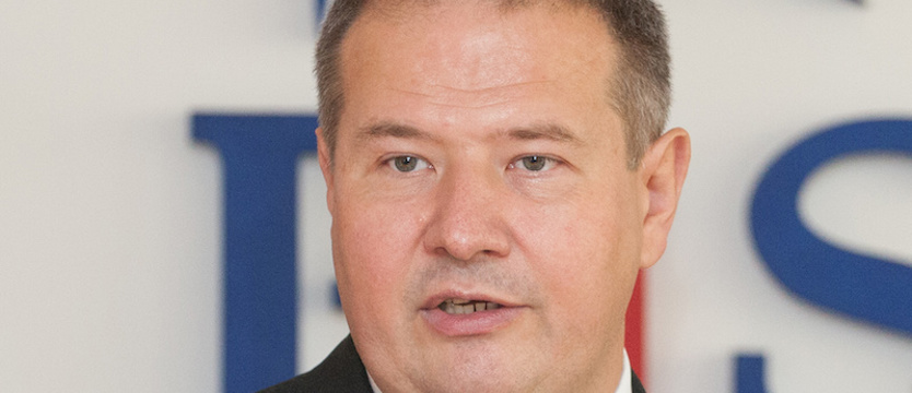 PiS: „To troska o rozwój, a nie rozdawnictwo”