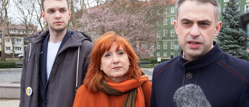 Ludzie Biedronia chcą ujawnienia zarobków urzędników