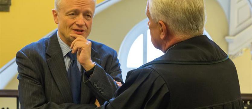 Lustracja Jacka Piechoty: Może być krótki proces