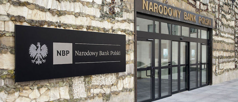 NBP ujawnił zarobki swojego szefostwa