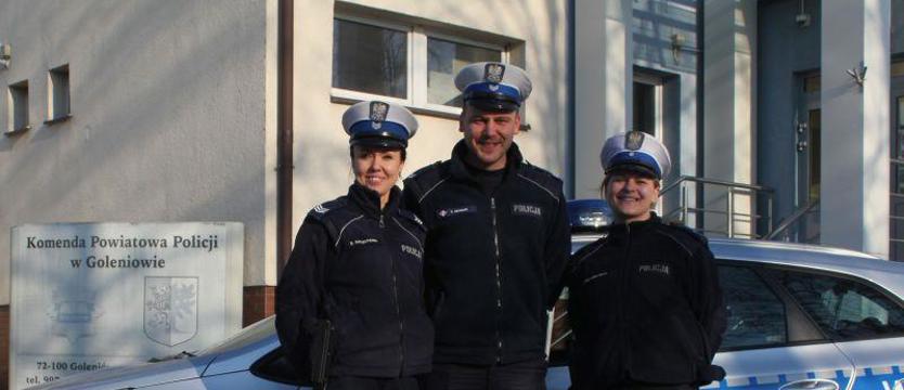 Policjanci pomogli. Bał się, że żona urodzi w samochodzie
