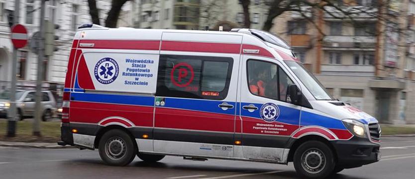 „Pogotowie? Skleiłem palce klejem” – podobnych zgłoszeń jest kilkaset!
