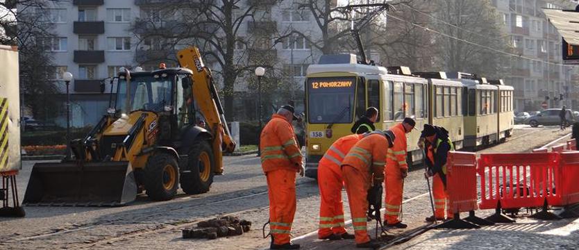 Szyny do wymiany na pl. Grunwaldzkim