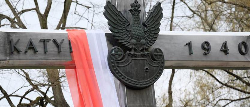 Katyń. Podwójna zbrodnia
