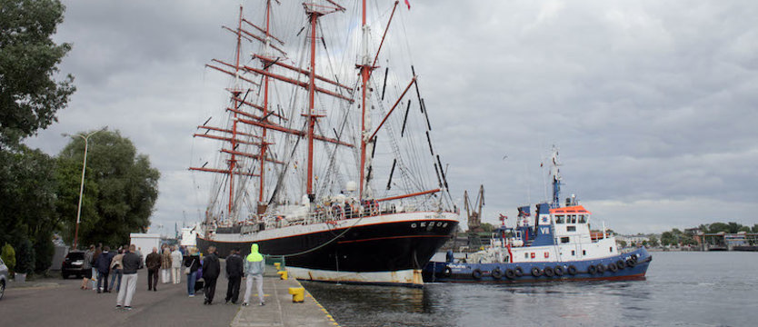 Siedow popłynął do Warnemünde