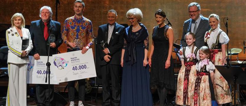 Kto otrzymał 40 tysięcy złotych? Nagrody artystyczne wręczone