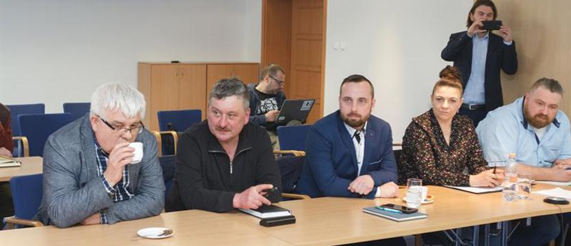 Związkowcy: dość kłótni!