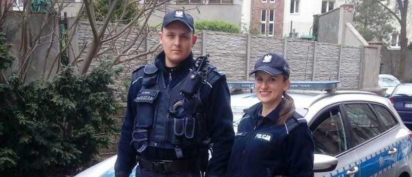 Policjanci pędzili... na porodówkę