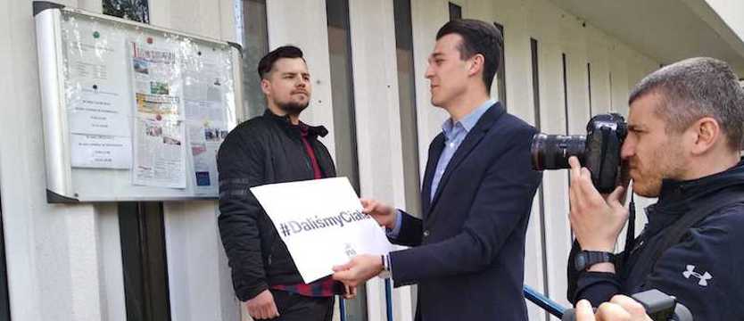 Gorąco przed siedzibą szczecińskiego PiS-u