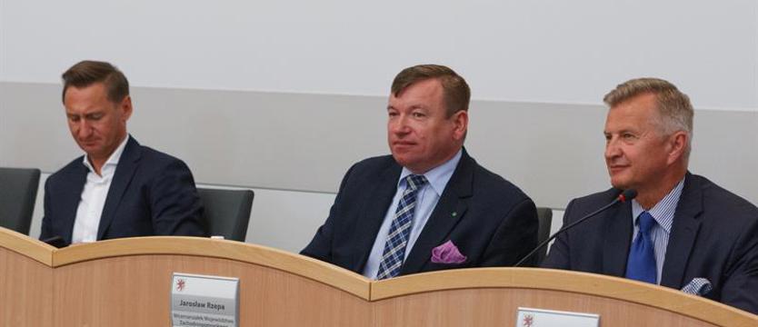 Sejmik zachodniopomorski: Więcej pieniędzy na  in vitro w Szczecinie
