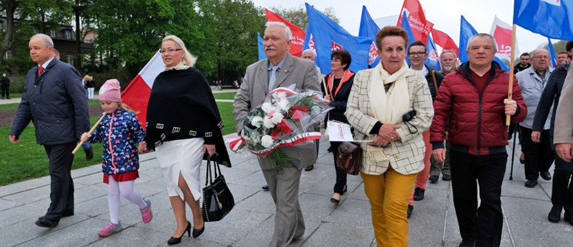 Pierwszomajowa uroczystość pod pomnikiem Czynu Polaków