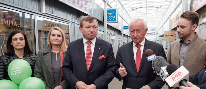 Liberadzki: Rolnicy źle traktowani w UE przez pośredników, przetwórców i sieci handlowe