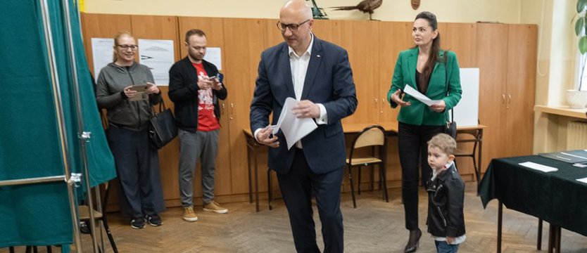 Minister Brudziński już zagłosował