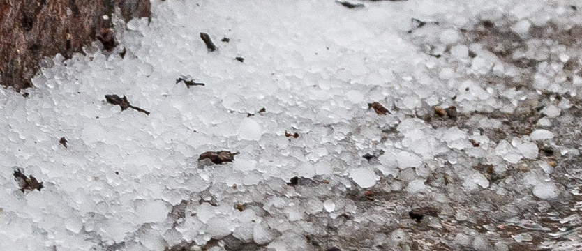 Ostrzeżenie przed burzami. Gradziny do 5 cm