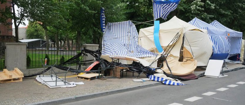 Wiatr zniszczył stoiska na Dniach Morza