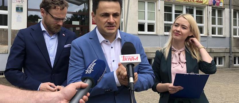 Radni PiS o mLegitymacjach