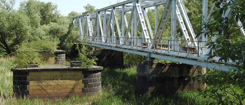 Most zachodzącego słońca