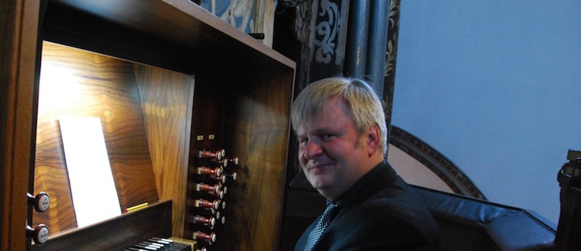 Mistrz Perucki na inauguracji kamieńskiego festiwalu