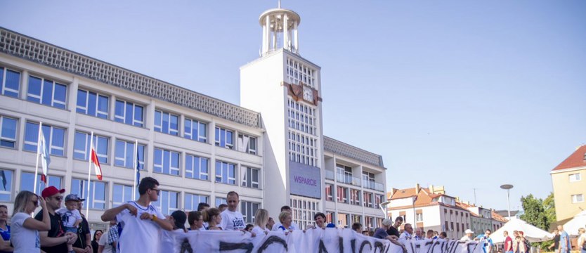 AZS wypada z rozgrywek. Protest kibiców koszykówki