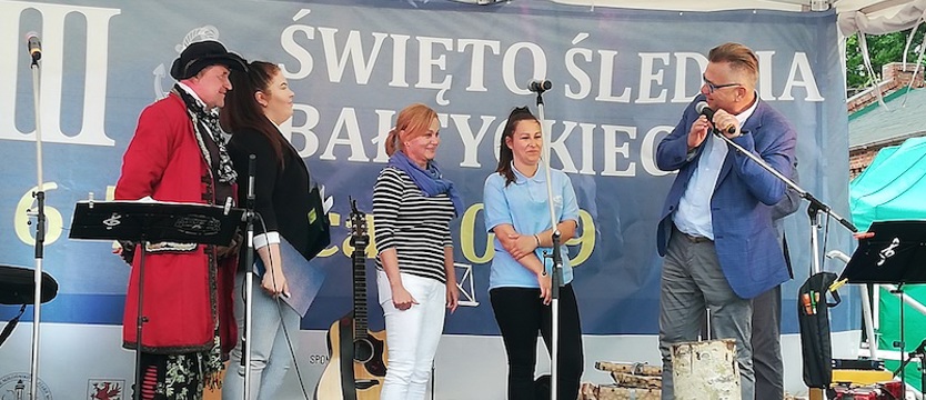 Śledź zagościł pod latarnią