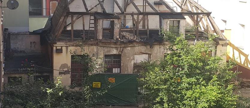 Mieszkańcy go bronią. „Dworek” przejdzie do historii?