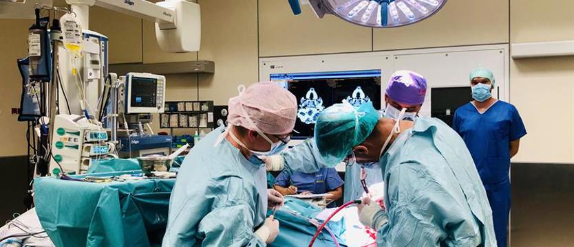 Pionierska operacja neurochirurgów w Zdrojach