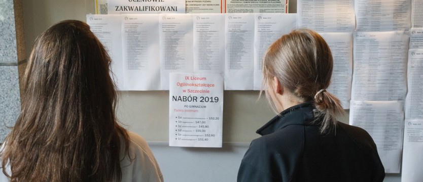 Trudna rekrutacja do szkół średnich. Stracone wakacje