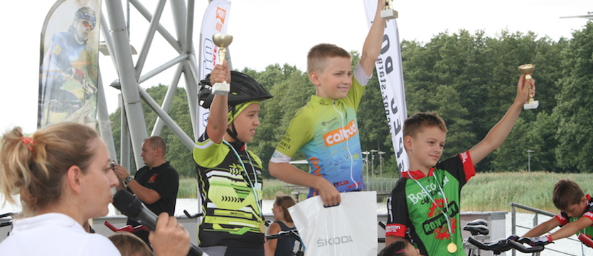 Maraton MTB. Jechali wokół jeziora Miedwie